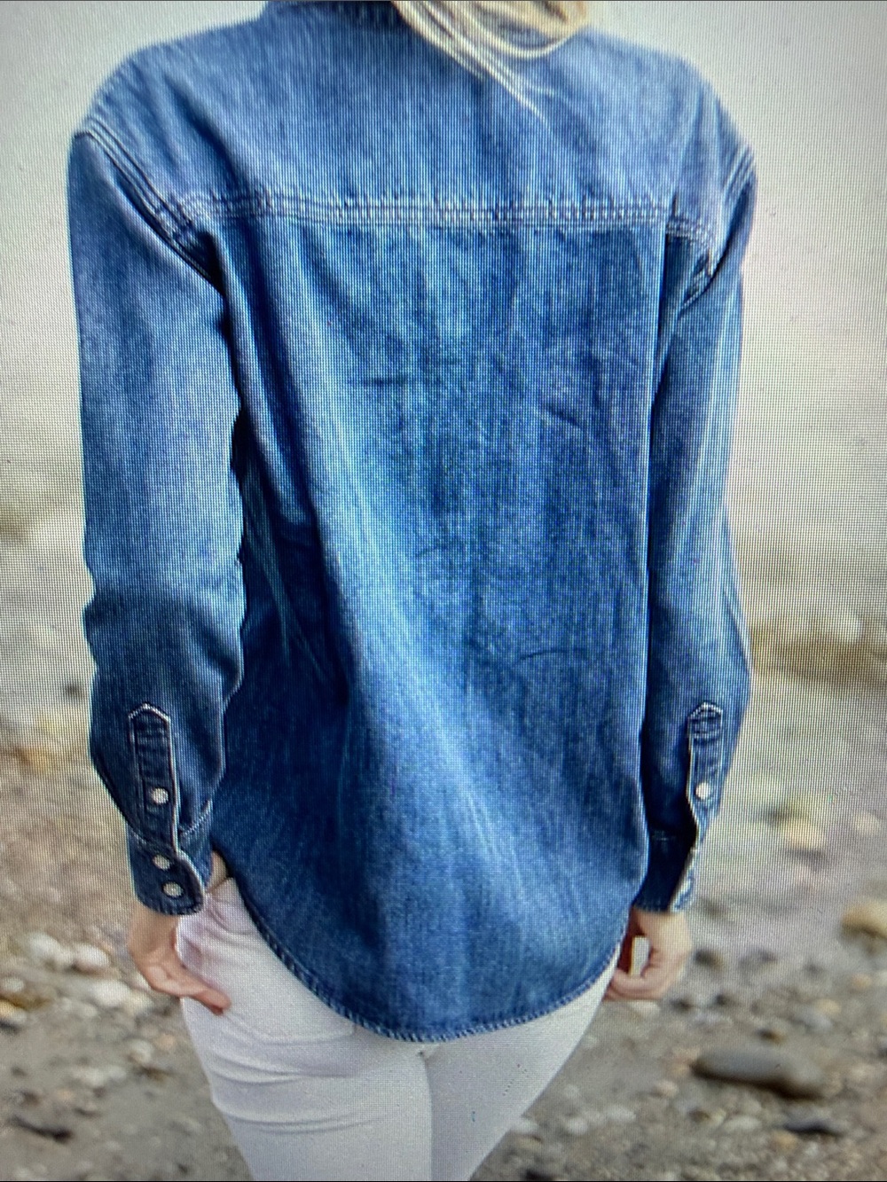 Julia Amory Carolyn Denim Button-Down shirt - Picture 5 of 5